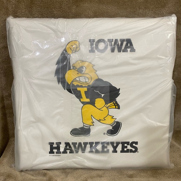 Vintage Iowa Hawkeyes Football 15” X 15” Stadium Seat Cushion - Picture 11 of 11